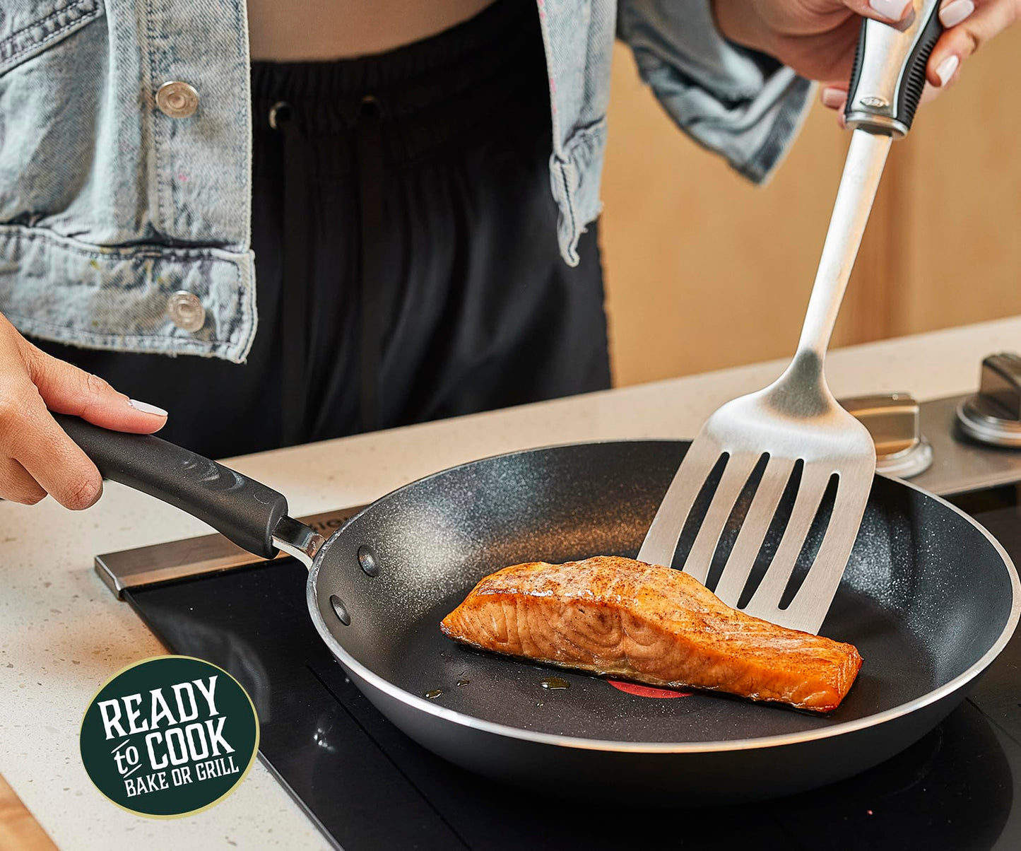 Ducktrap Lightly Smoked Atlantic Salmon 10oz, 2 portions