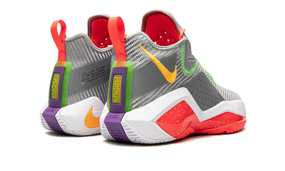 Nike Mens Lebron Soldier XIV 14 Basketball Shoes (Light Smoke Grey/Orange Pulse, US Footwear Size System, Adult, Men, Numeric, Medium, 10)